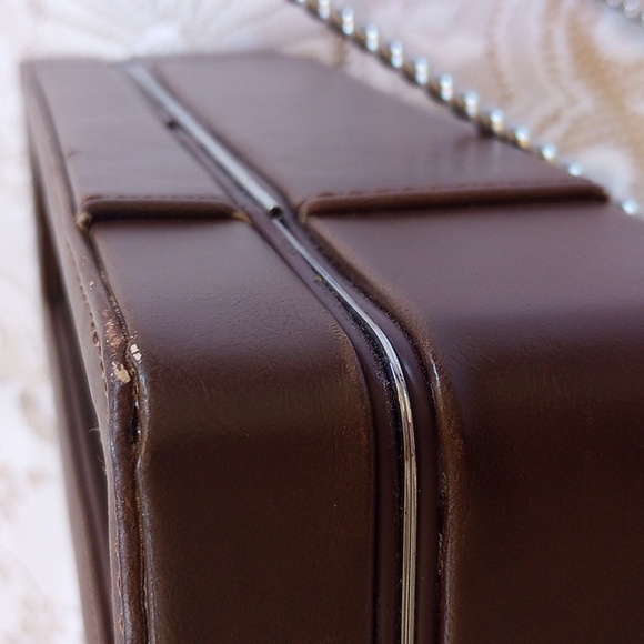 Watch Case - Picture 8 of 12